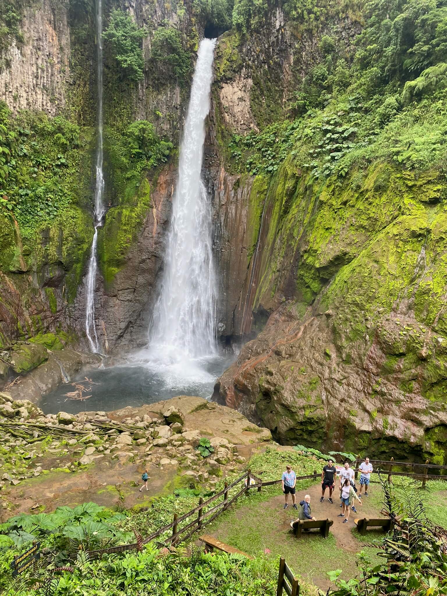 Bajos del Toro Waterfalls