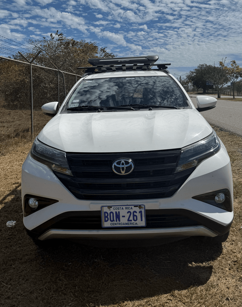 Nissan X-Trail / Toyota Rush